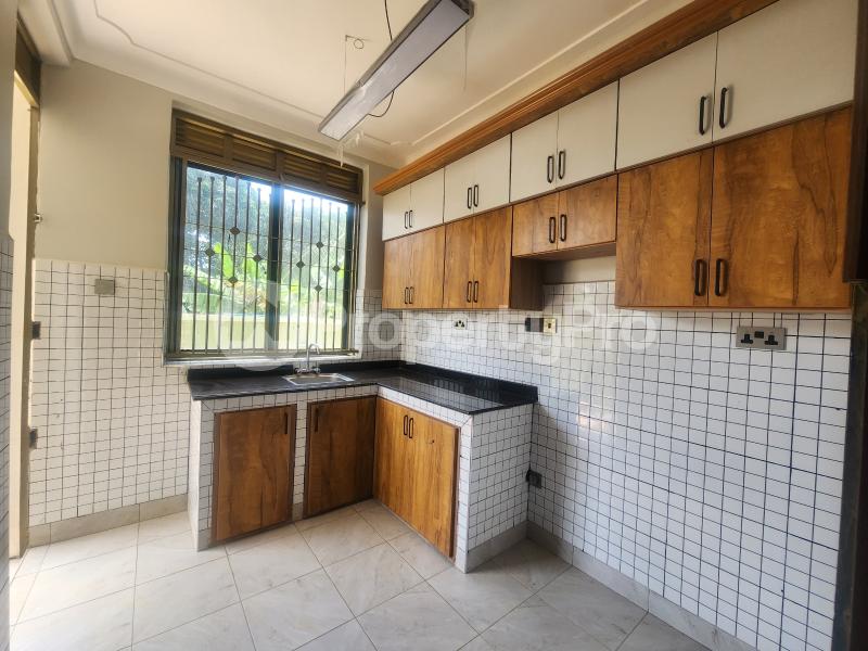 2 bedroom Apartment Block Apartment for rent Kiwatule Nakawa Kampala Central - 2