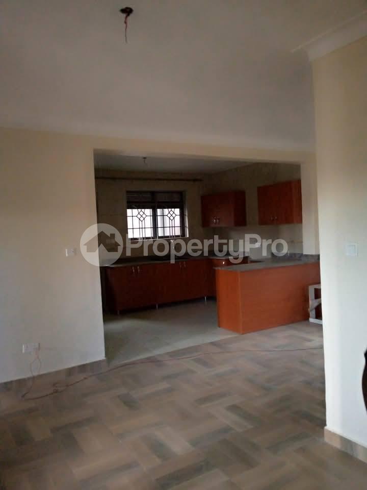 2 bedroom Apartment Block Apartment for rent namugongo road Wakiso Central - 5