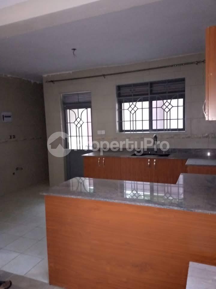 2 bedroom Apartment Block Apartment for rent namugongo road Wakiso Central - 2