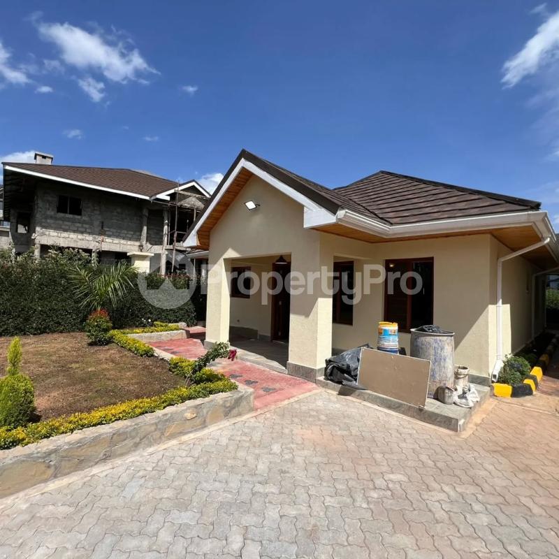 2 bedroom Bungalow Houses for rent Runda Nairobi