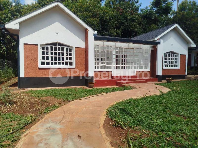 2 bedroom Bungalow Houses for rent Karen Nairobi