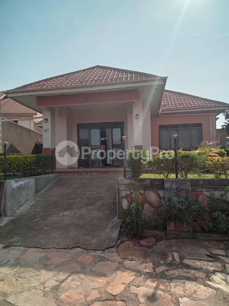 2 bedroom Bungalow Apartment for rent walusimbi road Kampala Central Kampala Central - 3
