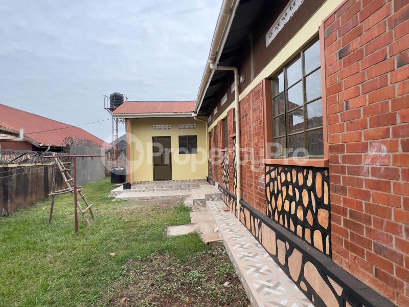 4 bedroom Bungalow Apartment for rent Seeta Mukono Mukono Central - 1