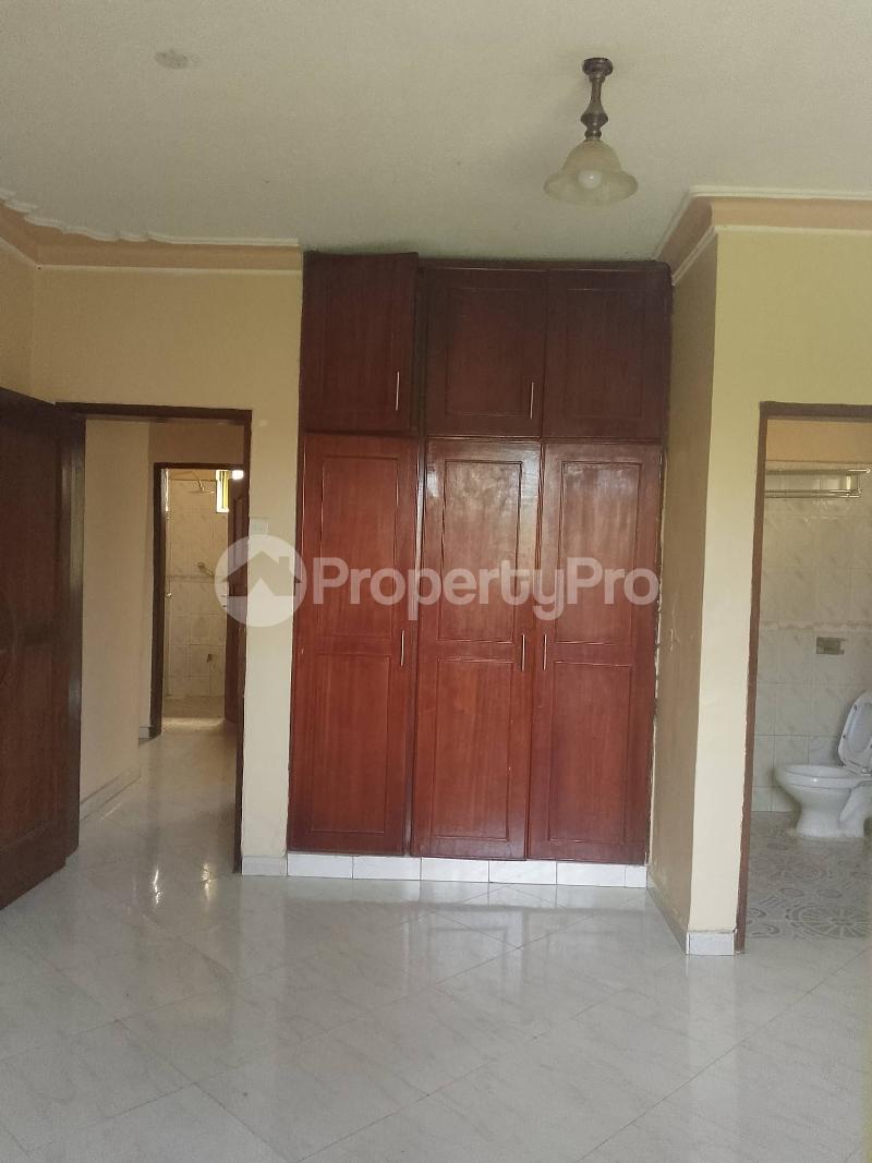 2 bedroom Apartment Block Apartment for rent Bweyogerere road Wakiso Central - 3