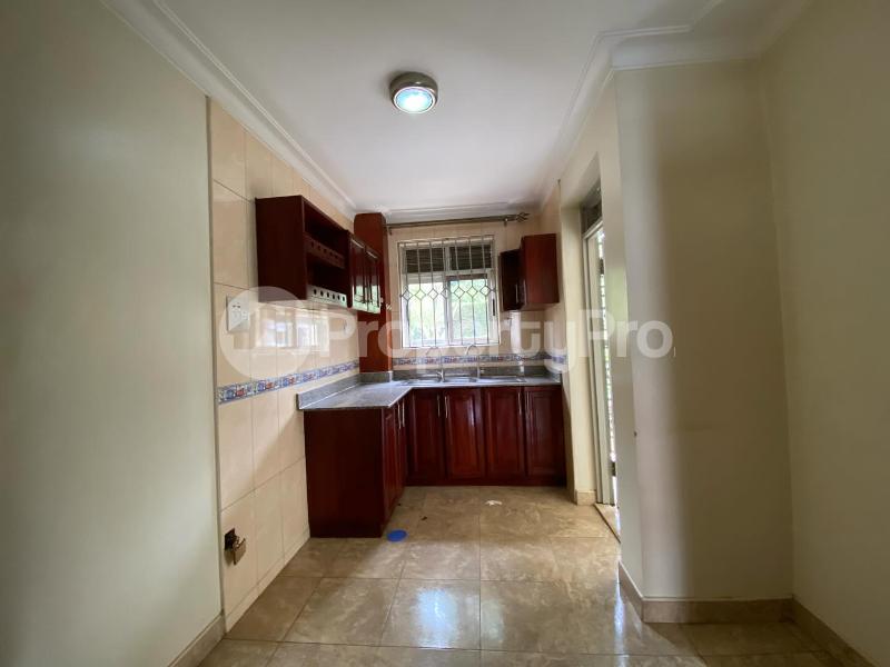 2 bedroom Apartment Block Apartment for rent Kisaasi road Kisaasi Kampala Central - 4