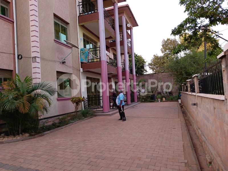 2 bedroom Apartment Block Apartment for rent Mbalwa road Wakiso Central - 11