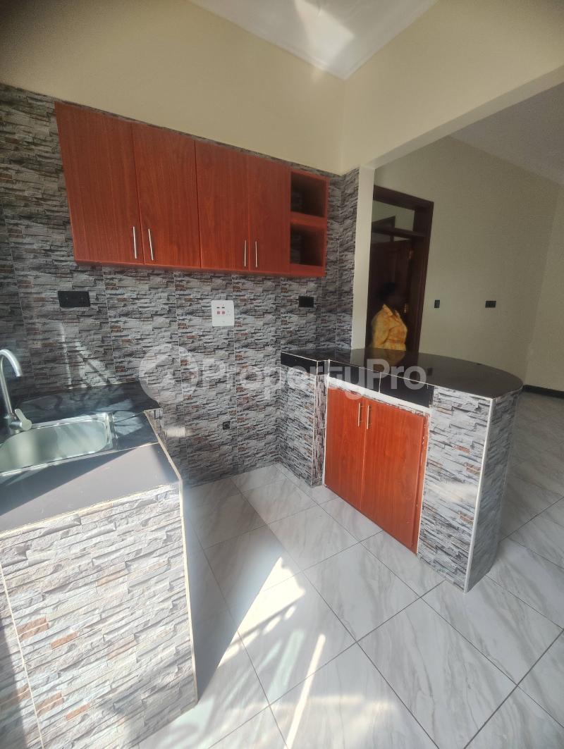 2 bedroom Bungalow Apartment for rent gayaza road Gayaza Wakiso Central - 6