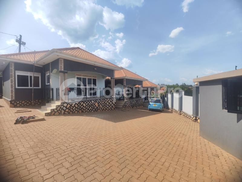 2 bedroom Bungalow Apartment for rent gayaza road Gayaza Wakiso Central - 0
