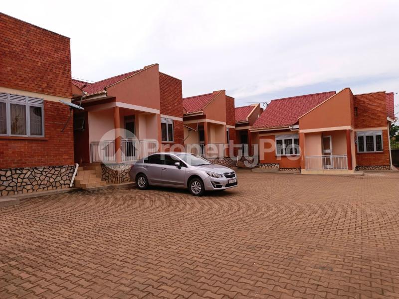 2 bedroom Apartment Block Apartment for rent Mbalwa road Wakiso Central - 3