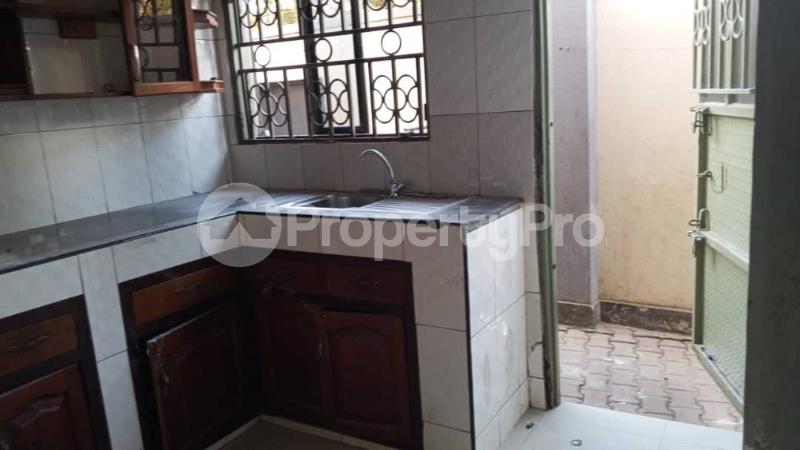 2 bedroom Bungalow Apartment for rent Mbalwa road Wakiso Central - 5