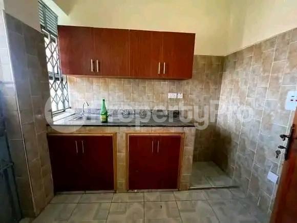 2 bedroom Apartment Block Apartment for rent Buziga road Kampala Central - 3