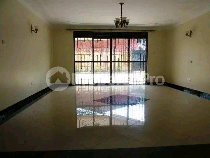 2 bedroom Apartment for rent Kiwatule road  Kampala Central - 3