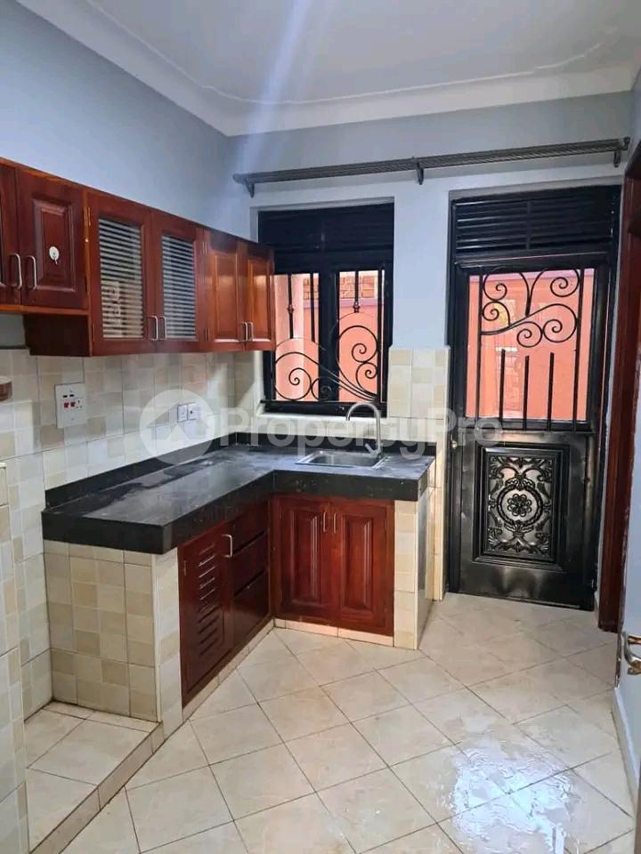 2 bedroom Bungalow Apartment for rent Mbalwa road  Kampala Central Kampala Central - 3