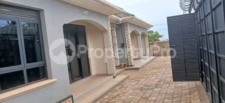 2 bedroom Apartment for rent Namugongo road  Wakiso Central - 0