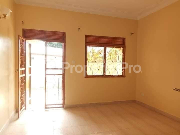 2 bedroom Bungalow Apartment for rent namugongo road Wakiso Central - 0