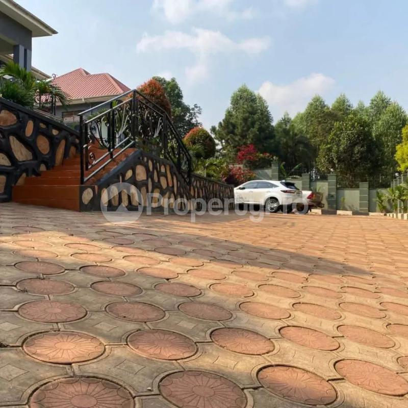 3 bedroom Villa for sale Mpererwe kitagobwa  Kampala Central Kampala Central - 0