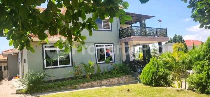 6 bedroom Bungalow Apartment for sale Nkumba Entebbe road  Kampala Central Kampala Central - 2