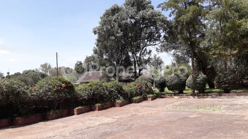 Land for sale Karen Nairobi