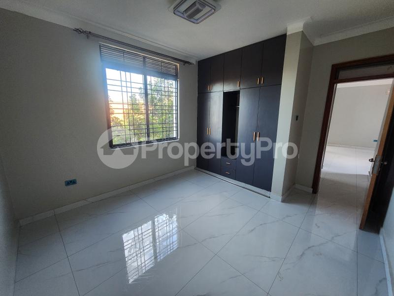 2 bedroom Apartment for rent Kiwatule Najjera road  Kisaasi Kampala Central - 7
