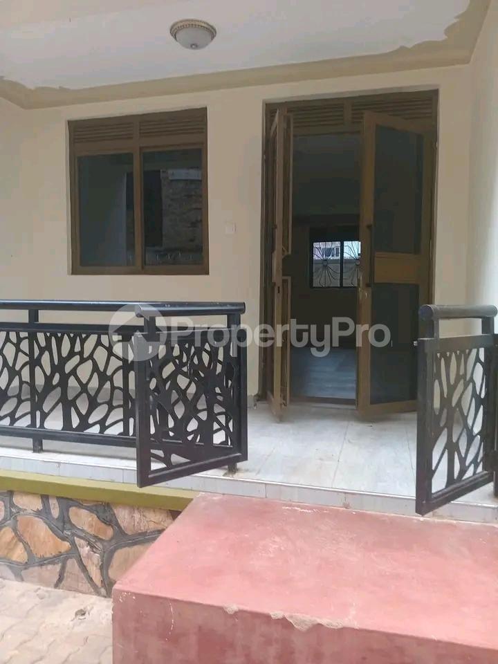 2 bedroom Apartment for rent Namugongo road  Kampala Central Kampala Central - 6