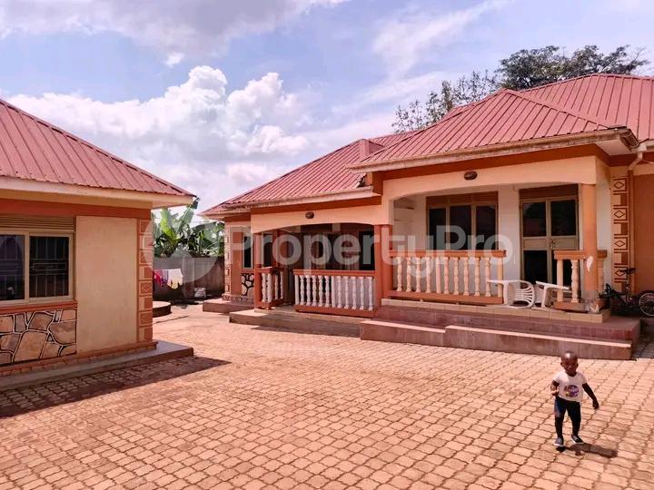 2 bedroom Bungalow Apartment for rent Kira road  Kampala Central Kampala Central - 12