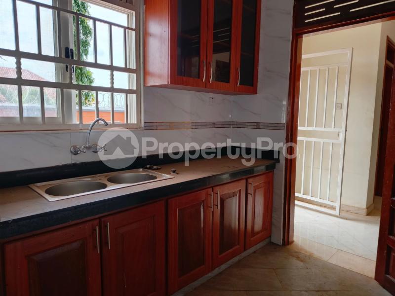 2 bedroom Apartment Block Apartment for rent naalya Wakiso Central - 4