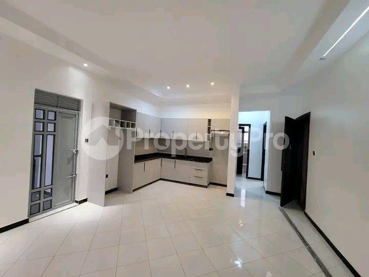 2 bedroom Apartment Block Apartment for rent kisaasi Kampala Central Kampala Central - 5