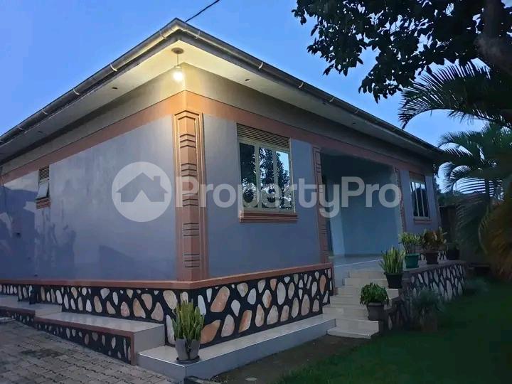 3 bedroom Bungalow Apartment for sale Namugongo road  Kampala Central Kampala Central - 9