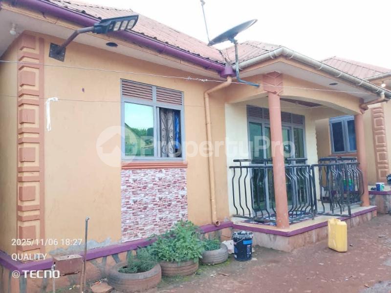 2 bedroom Villa for sale Bulenga mityana road  Nsangi Wakiso Central - 3