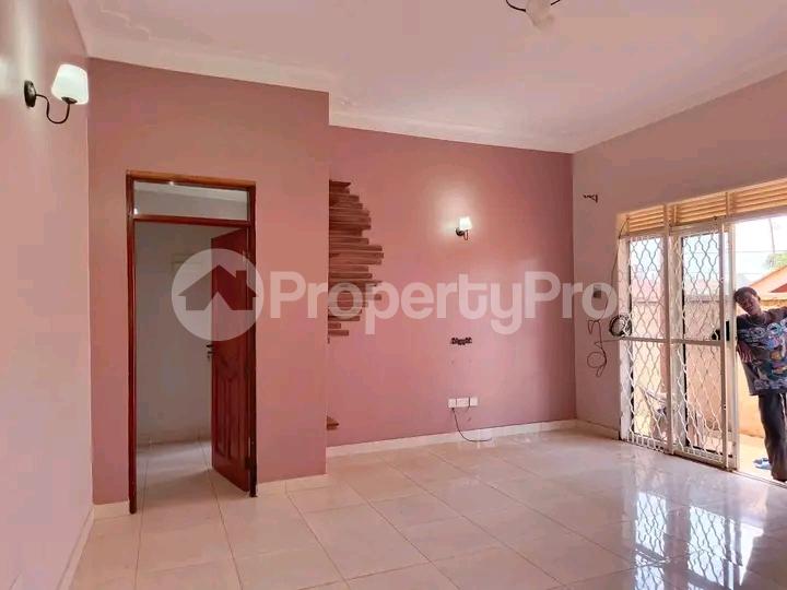 3 bedroom Bungalow Apartment for rent Kyaliwajjala road  Kampala Central Kampala Central - 8