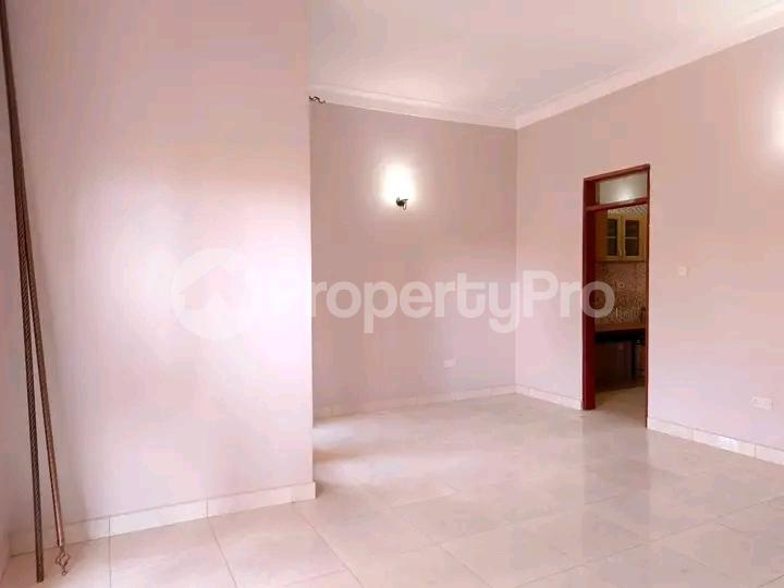 3 bedroom Bungalow Apartment for rent Kyaliwajjala road  Kampala Central Kampala Central - 7