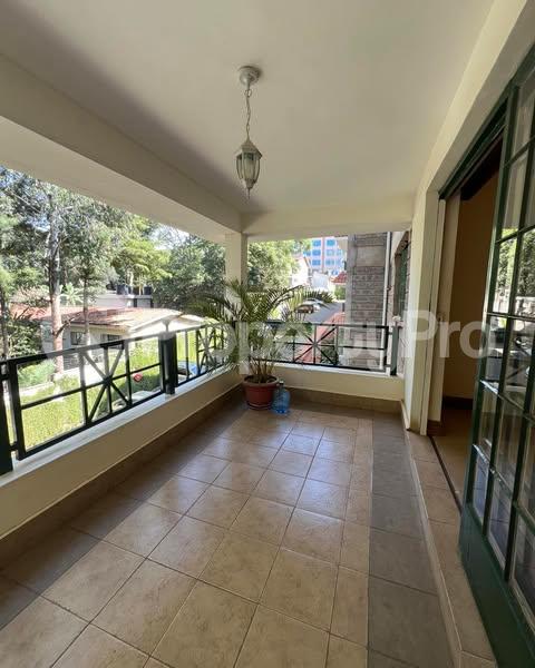 3 bedroom Flat&Apartment for rent Riverside Nairobi