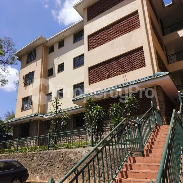 3 bedroom Flat&Apartment for rent Lavington Nairobi