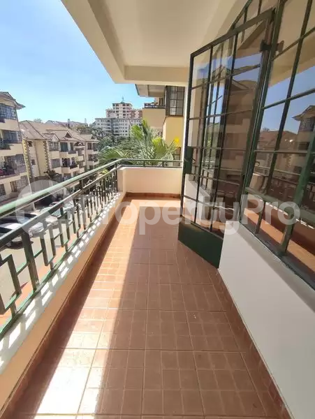 3 bedroom Flat&Apartment for rent Lavington Nairobi - 0