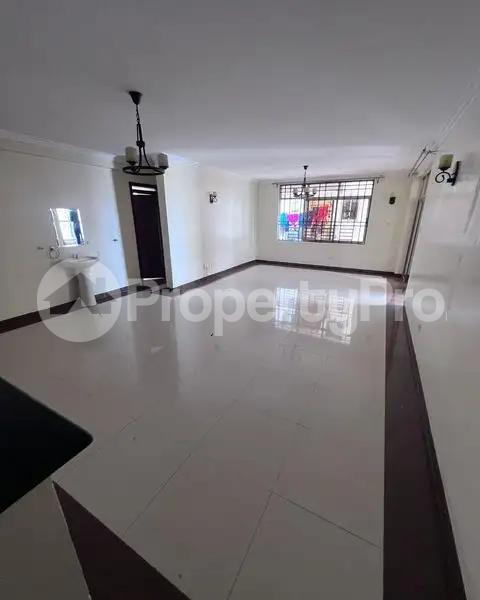 3 bedroom Flat&Apartment for rent Lavington Nairobi