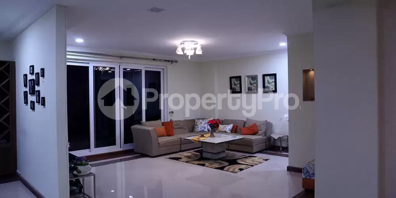 3 bedroom Flat&Apartment for sale Lavington Nairobi