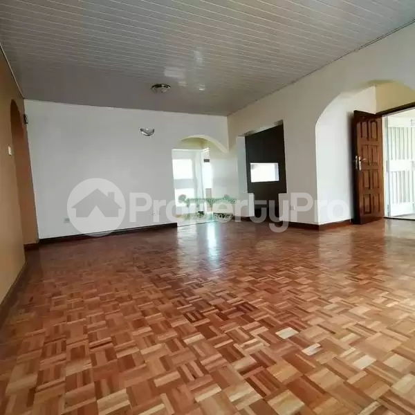 3 bedroom Flat&Apartment for sale South C Nairobi