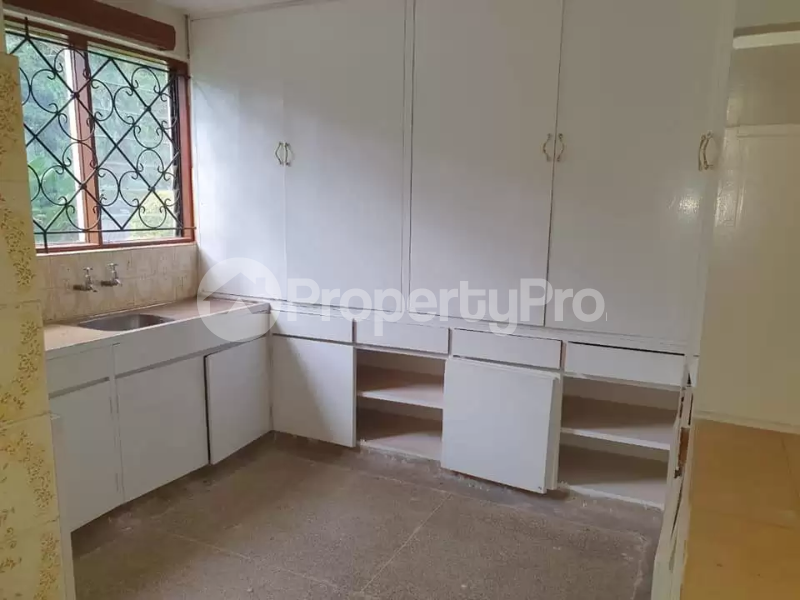 3 bedroom Flat&Apartment for sale Parklands Nairobi