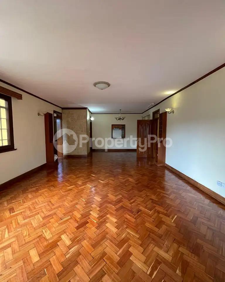 3 bedroom Flat&Apartment for rent Riverside Nairobi