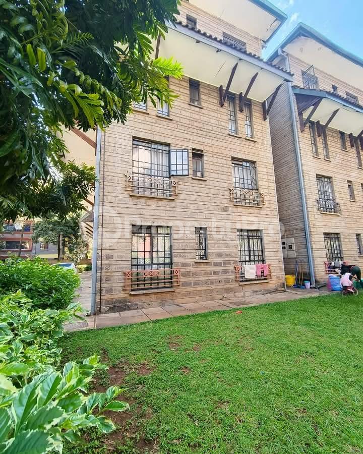 3 bedroom Flat&Apartment for rent Lavington Nairobi