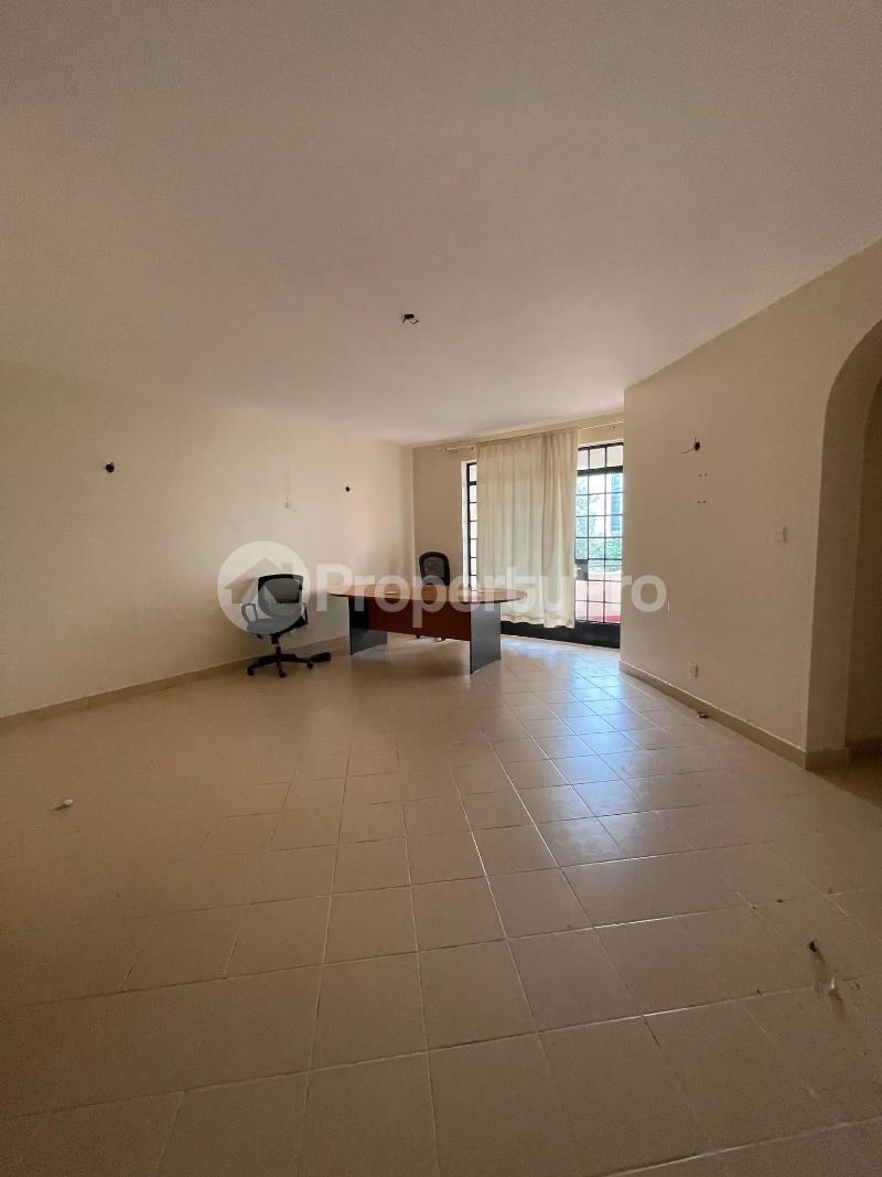 3 bedroom Flat&Apartment for rent Lavington Nairobi