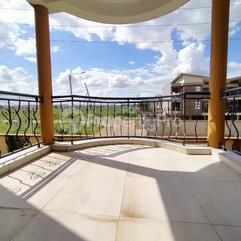 3 bedroom Flat&Apartment for sale Langata Nairobi