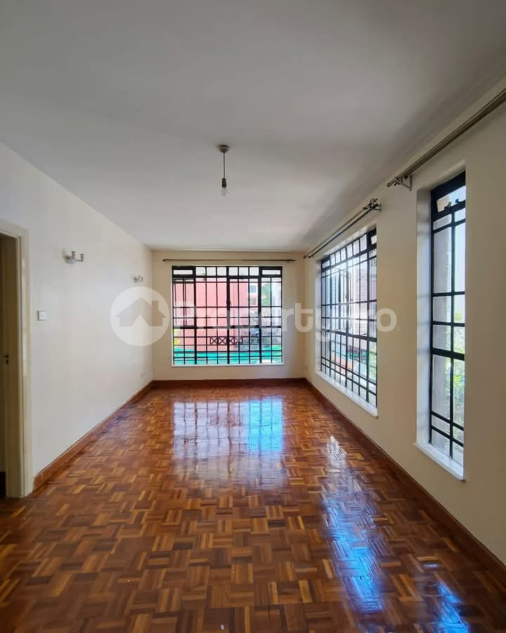 3 bedroom Flat&Apartment for rent Lavington Nairobi - 0