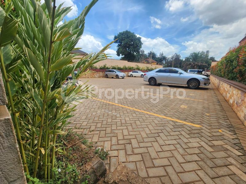 3 bedroom Apartment Block Apartment for rent Buwatte  Kira Wakiso Central - 7