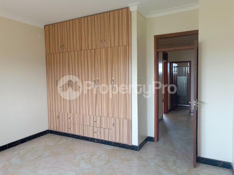 3 bedroom Apartment Block Apartment for rent Bweyogerere Kira Wakiso Central - 2