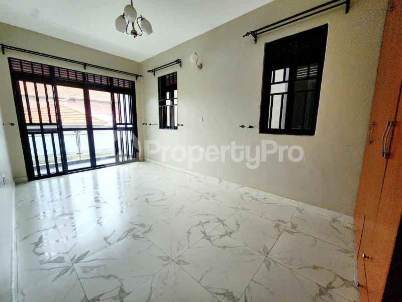 3 bedroom Apartment Block Apartment for rent Buwatte  Kira Wakiso Central - 5