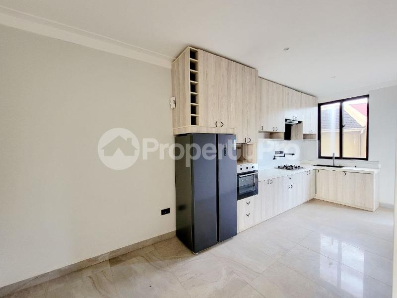 3 bedroom Apartment Block Apartment for rent kisaasi Kisaasi Kampala Central - 3