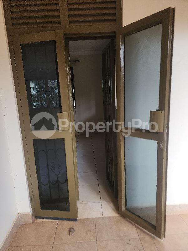 3 bedroom Apartment Block Apartment for rent Kasiwukira road  Makindye Kampala Central - 2