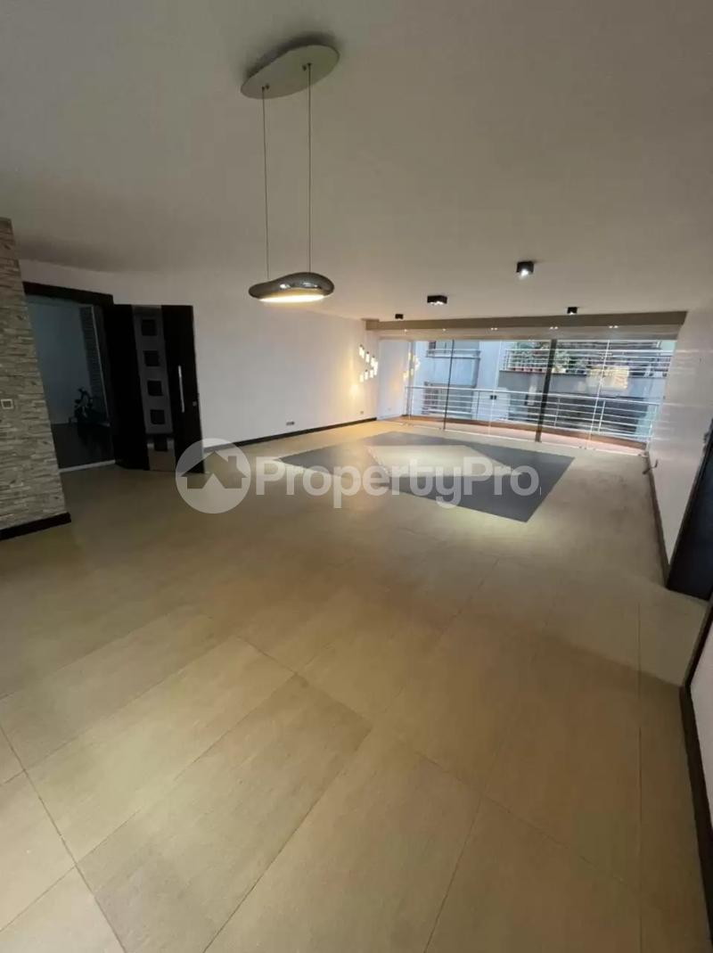 3 bedroom Flat&Apartment for sale Riverside Nairobi