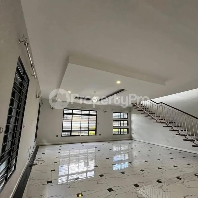 3 bedroom Flat&Apartment for rent Kerarapon Nairobi